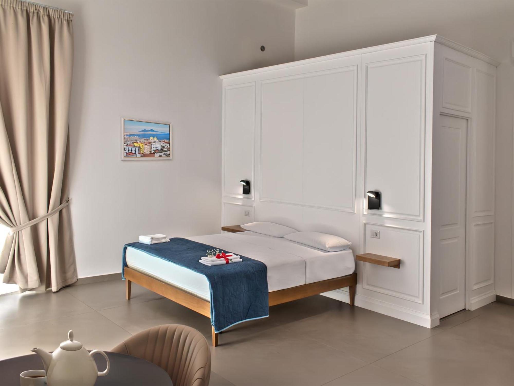 Отель Relais Don Pedro De Toledo Неаполь Экстерьер фото